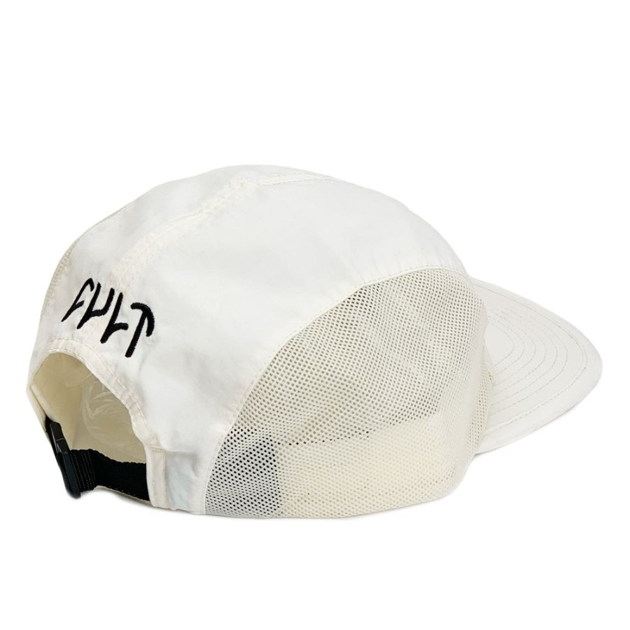 Softgoods CULT CREW | Pleasure Runner Cap / Off White